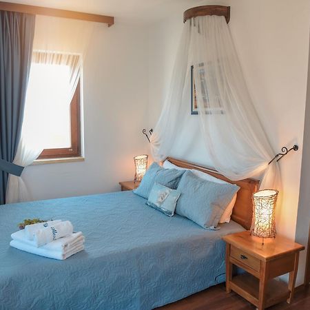 בוזקאדה Alesta Hotel מראה חיצוני תמונה