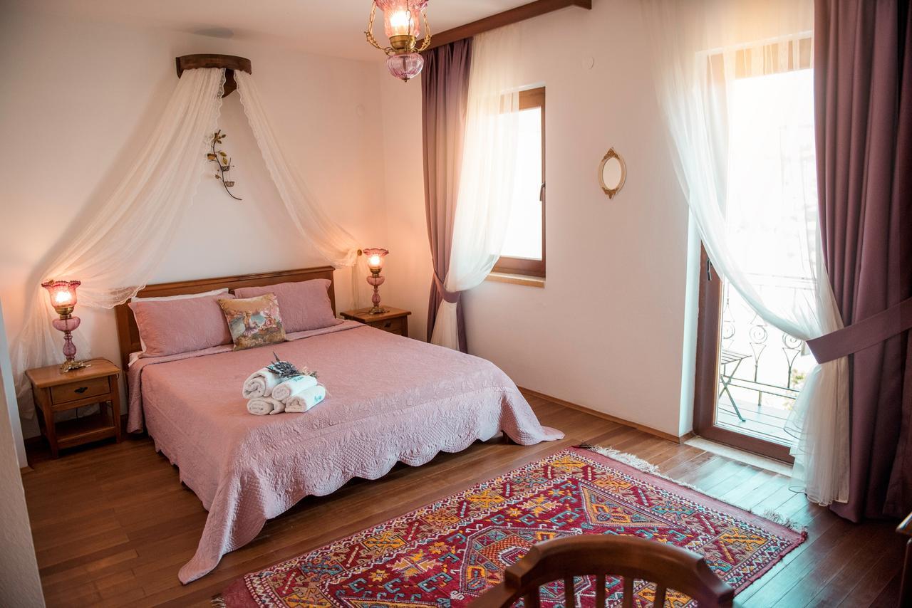 בוזקאדה Alesta Hotel מראה חיצוני תמונה