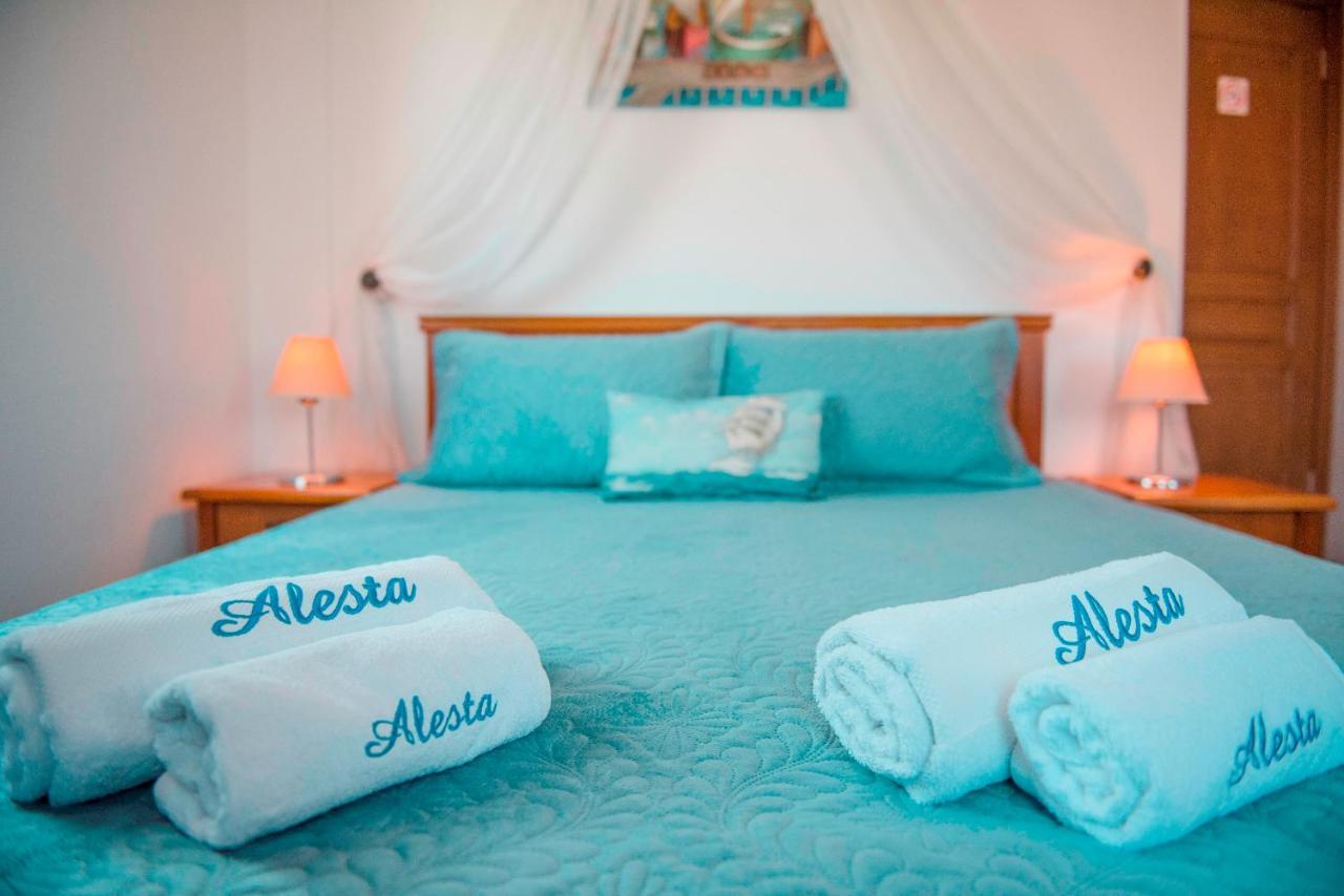 בוזקאדה Alesta Hotel מראה חיצוני תמונה